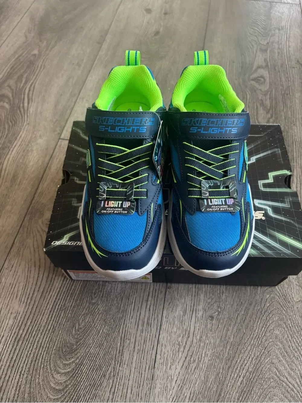 Skechers kids light